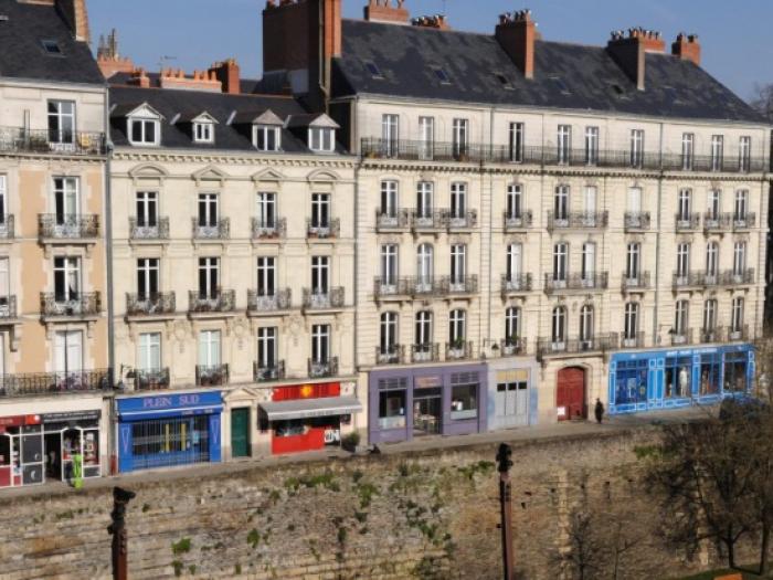 Logements anciens : les prix devraient continuer à s'effriter