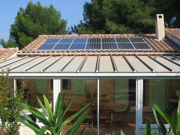 Guide RAGE 2012 : les systèmes photovoltaïques