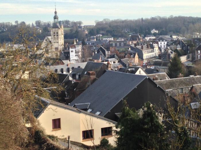 Les maires demandent un report de la baisse des dotations