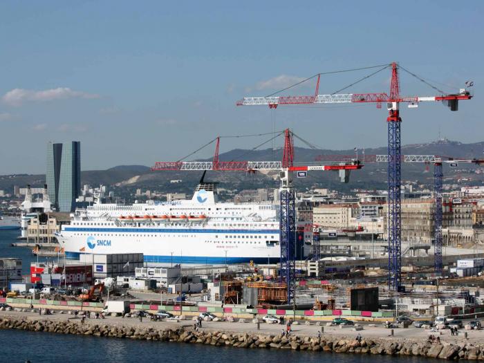 Marseille : l'Etat investit dans les transports et le port maritime