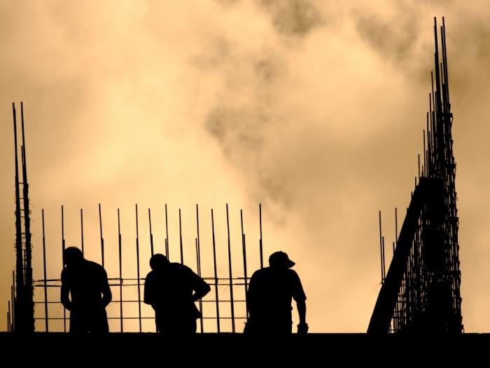 Travailleurs détachés: commission d'enquête sur les "dérives" du  BTP
