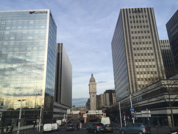 La demande de bureaux recentrée sur Paris intra muros