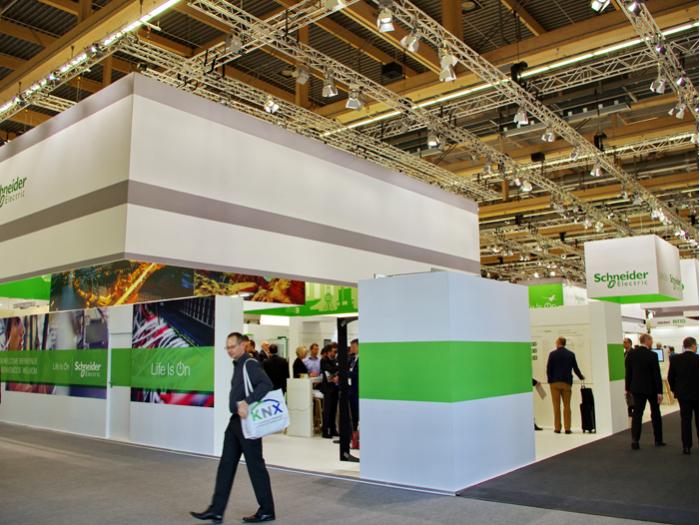 Light+Building 2016 (5) : Schneider Electric soffre le tiers du Hall 11.1