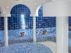 Gagner en liberté daménagement avec le panneau de salle de bain prêt à carreler