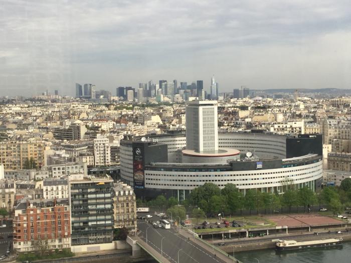 La construction de bureaux a rendu le prix du foncier exorbitant à Paris