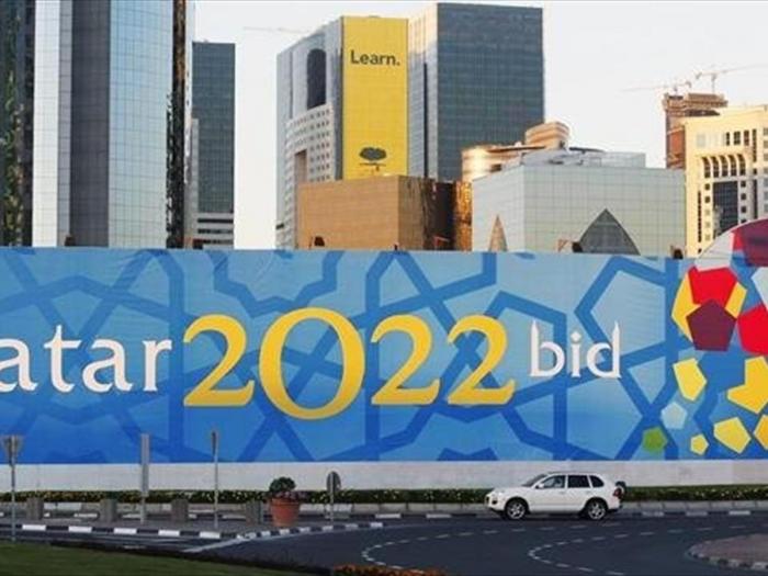 Les footballeurs dénoncent les conditions "horribles" des chantiers du Qatar