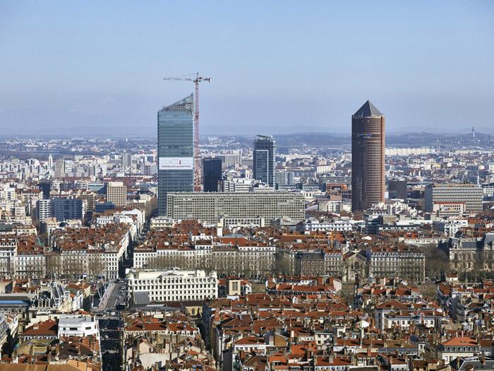 Gratte-ciel : plus de 100 nouvelles tours > 200 m livrées en 2015