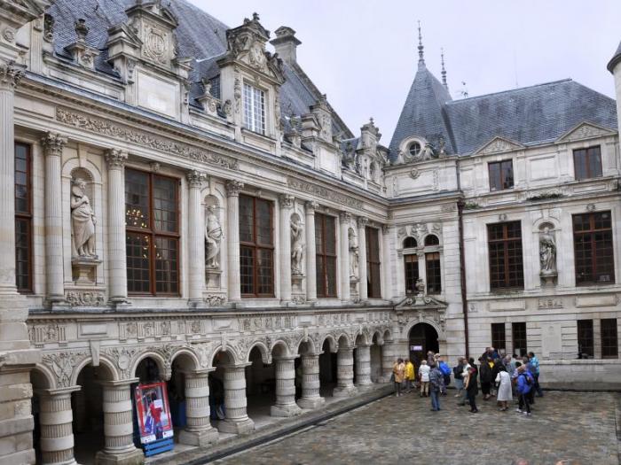 L'Hôtel de Ville de la Rochelle va être reconstruit