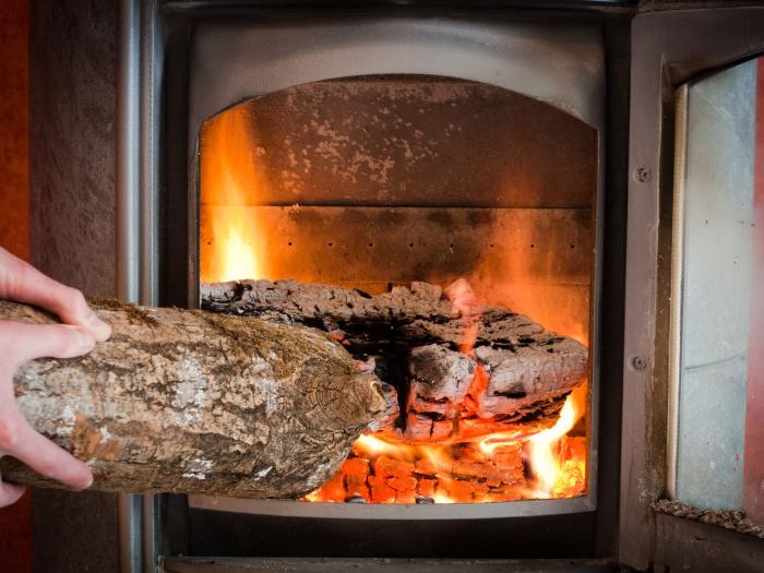 Chauffage bois, un remède contre les coupures de courant ?