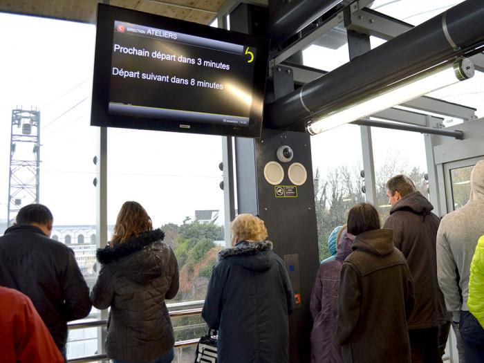 Le téléphérique de Brest victime d'une série de petits défauts techniques