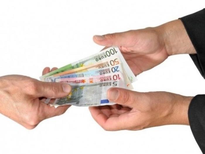 Faut-il attribuer une prime à l'inventeur salarié ?