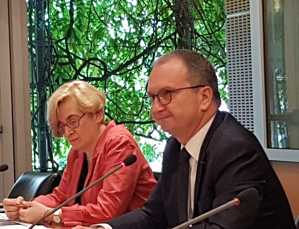 Le Bâtiment fait mieux que prévu