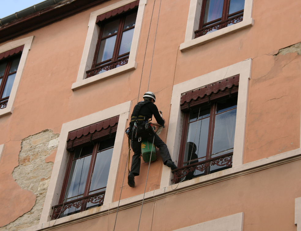 Cordiste, profession spectaculaire mais souvent trop courte