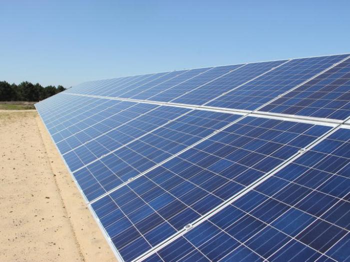 Les 77 lauréats d'un appel d'offres solaire désignés