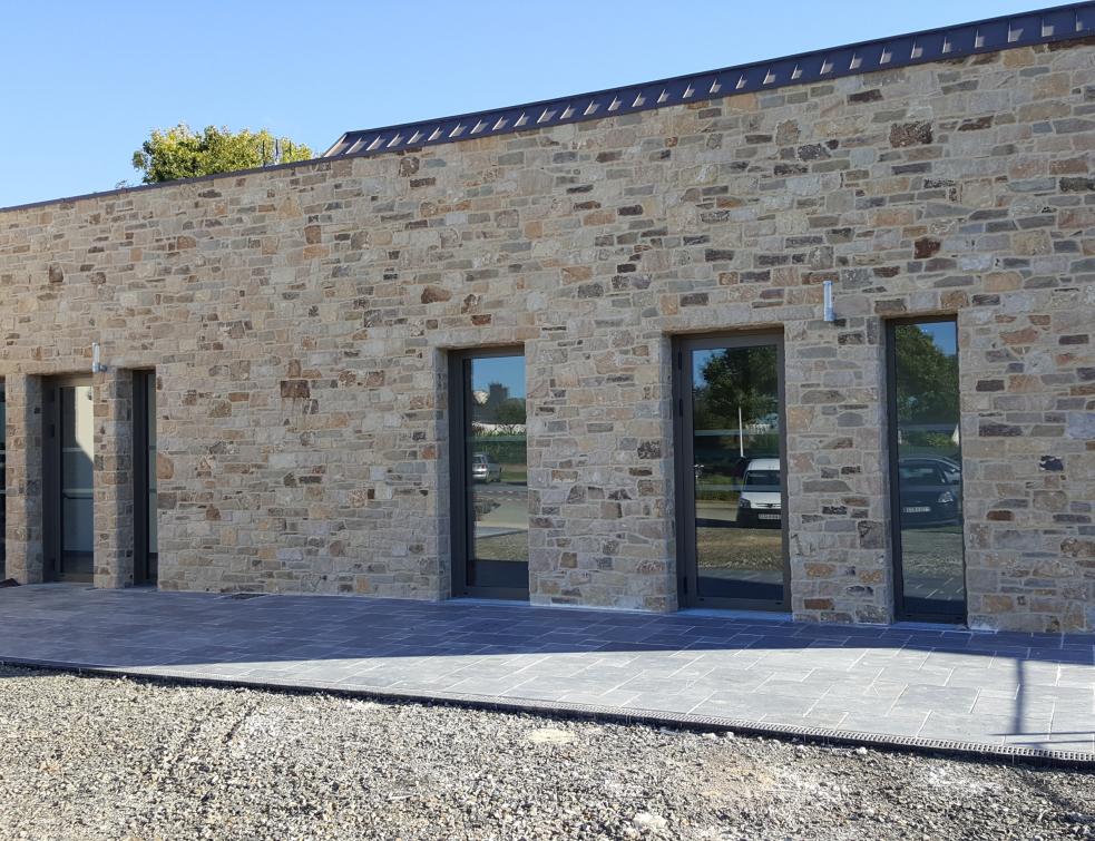 Appel aux élus locaux pour défendre le granit de Bretagne