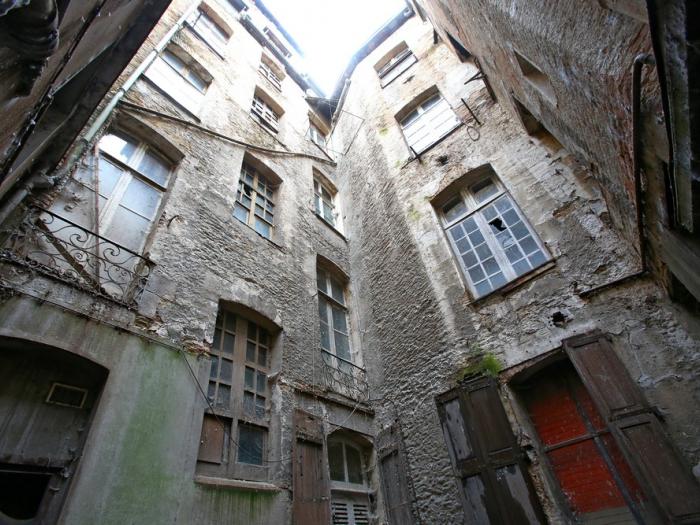 Incitation ou coercition pour résorber les "passoires thermiques" ?