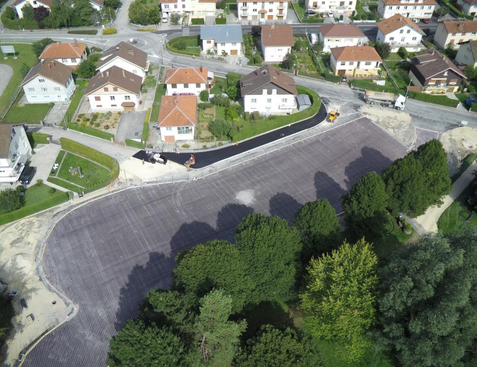 Eurovia teste une route à énergie positive