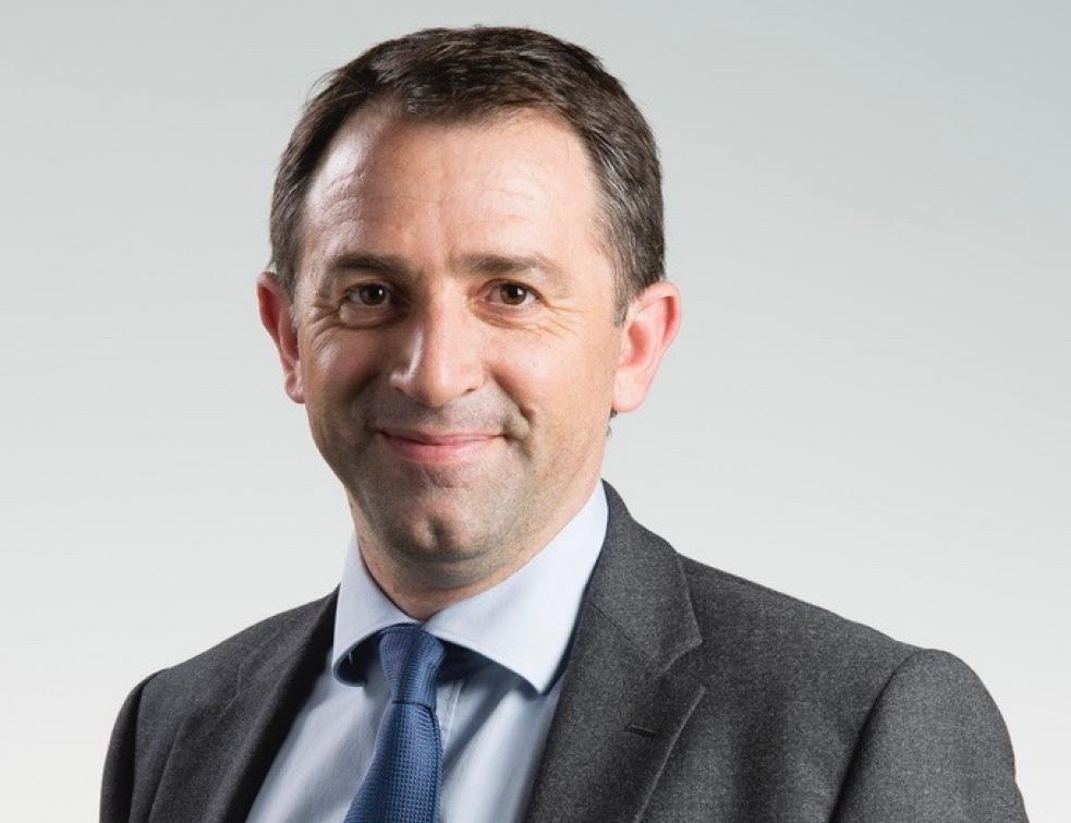 Le PDG de Legrand cède la direction du groupe à Benoît Coquart