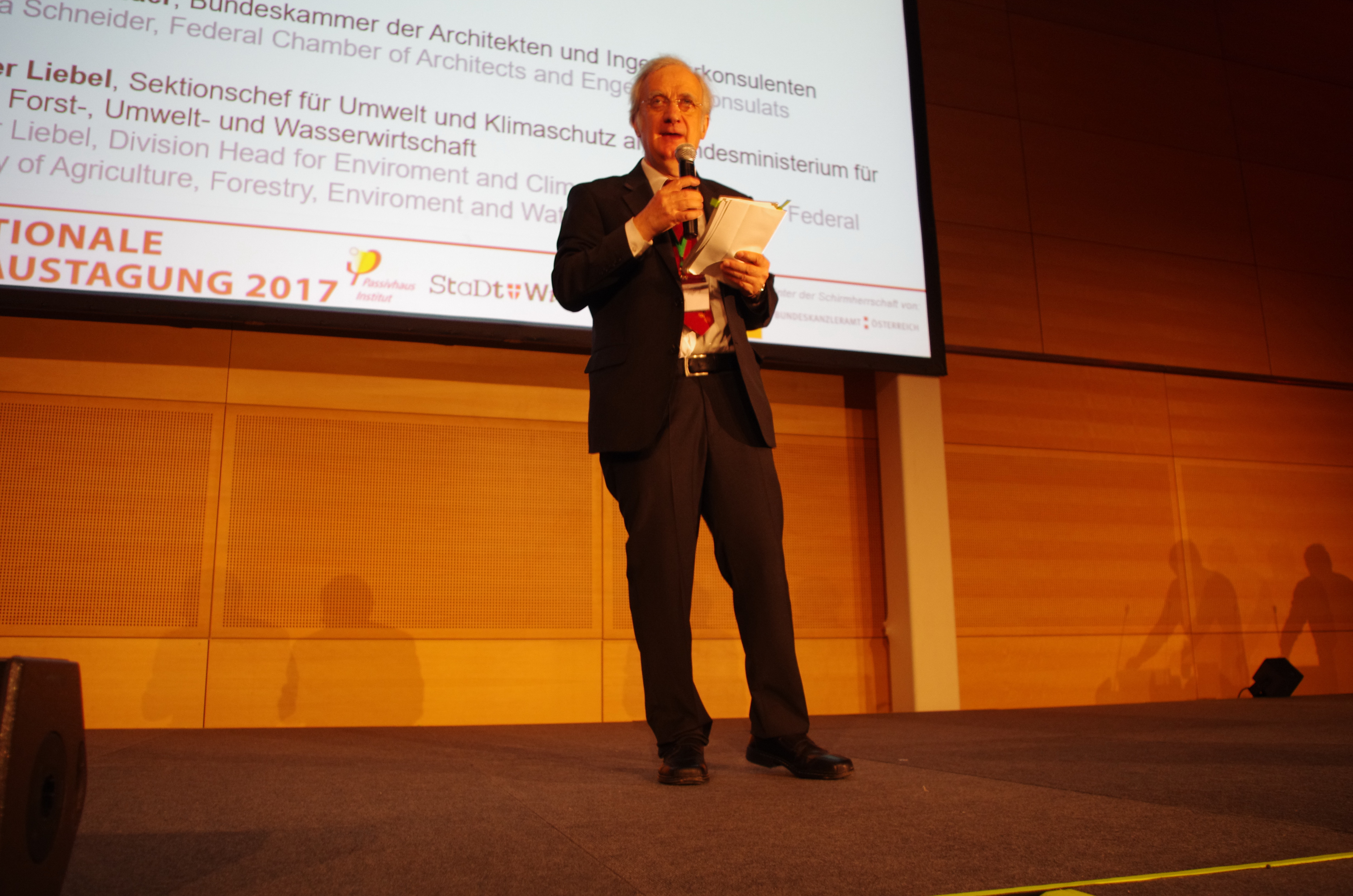 Deux évènements sur la construction passive en Mars