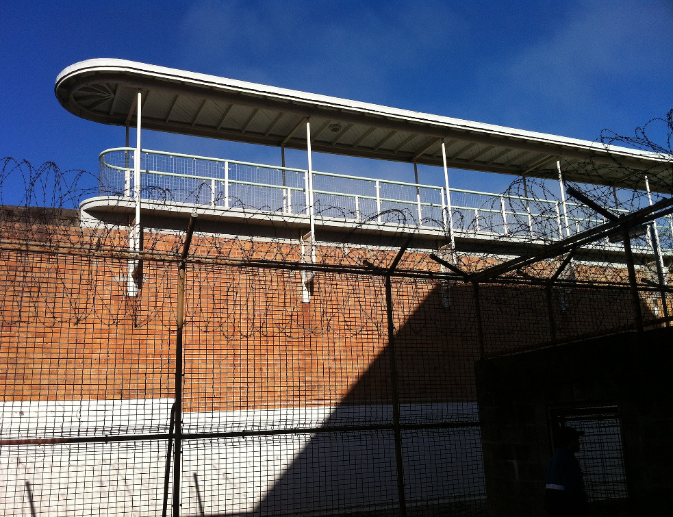 Construction de prisons et tribunaux : les partenariats public-privé "abandonnés"