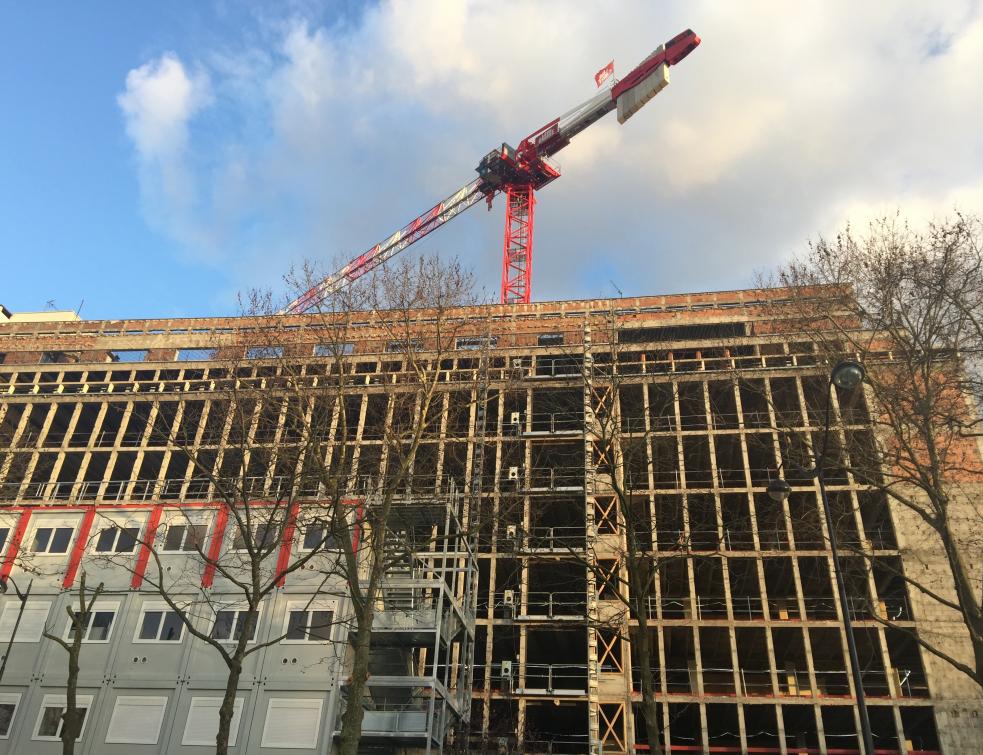 Les députés facilitent la transformation de bureaux en logements