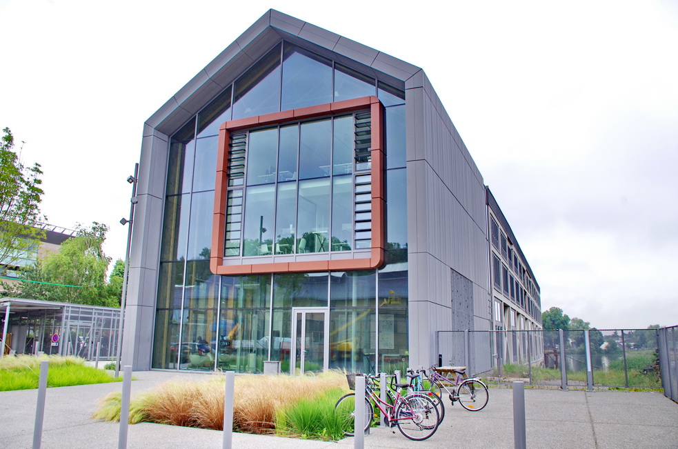 Rénovation dun bâtiment industriel à Nantes en bord de Loire
