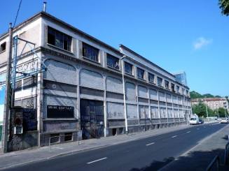 Face à l'île Séguin, une cartoucherie du XIXème siècle risque la démolition