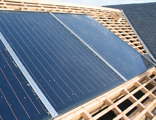 Photovoltaïque : un secteur « à lagonie » selon Enerplan