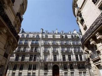 Logements anciens : les prix au m2 explosent à Paris !