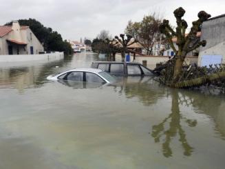 Xynthia : à la Faute-sur-Mer début de la déconstruction