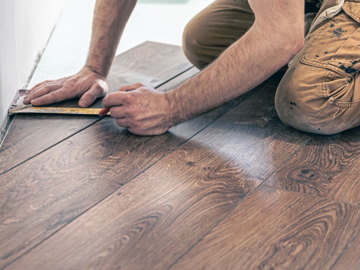 NF DTU 51.2 - Parquets collés. © Freepik