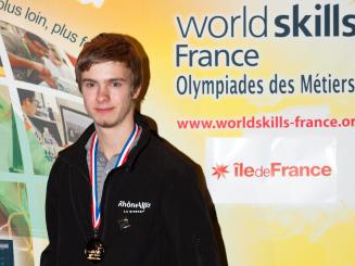 Charpente : Flavien réalise son rêve d'enfant