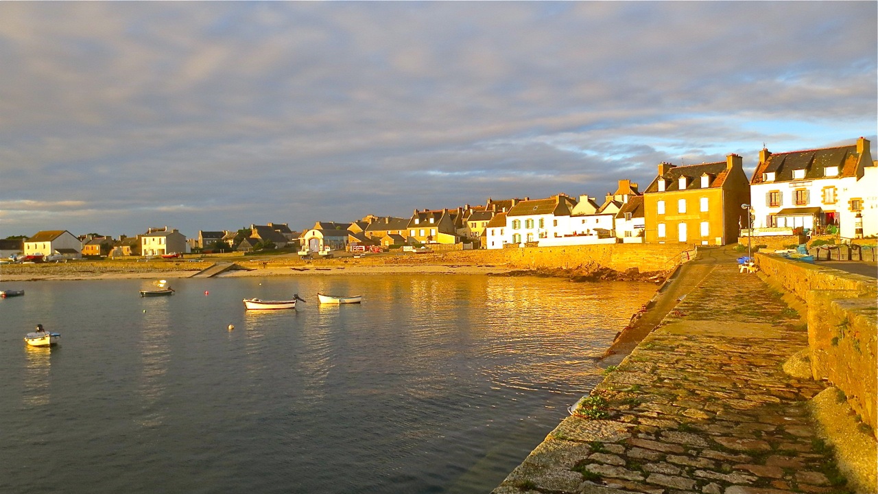 Les îles du Finistère avancent vers le 100% renouvelable