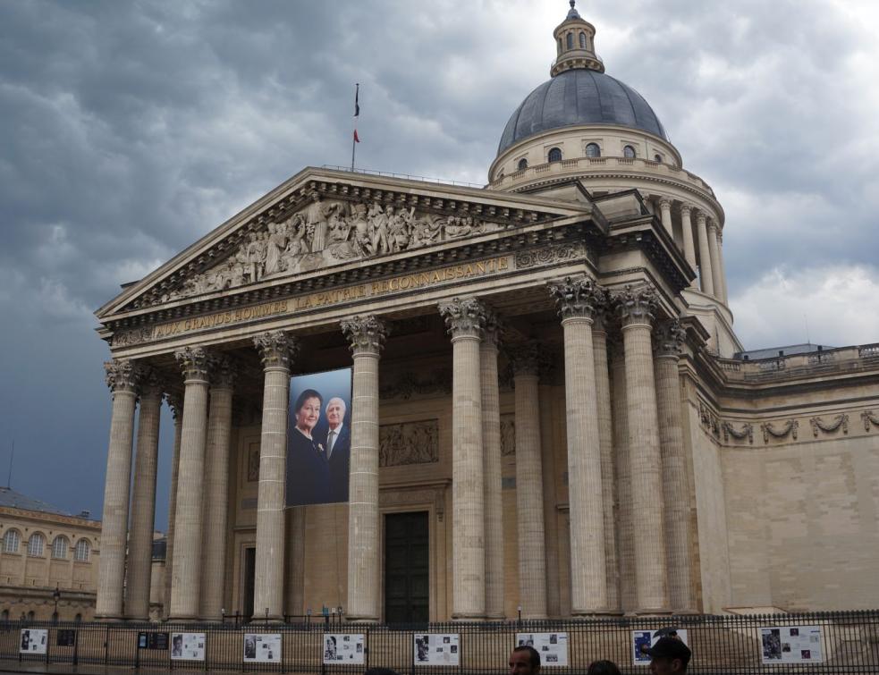 Sept grandes places parisiennes font leur mue ... en douceur