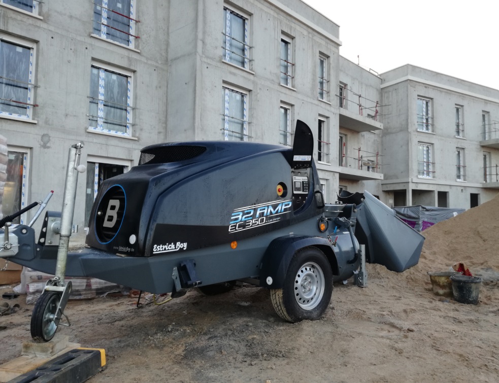 Lancy EC 350  Le transporteur-malaxeur de chape traditionnelle 100% électrique