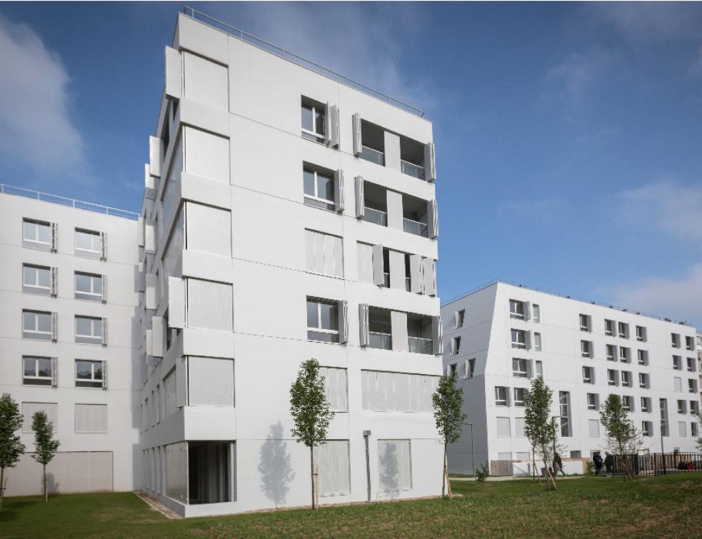 Un grand débat très policé pour Julien Denormandie en banlieue parisienne