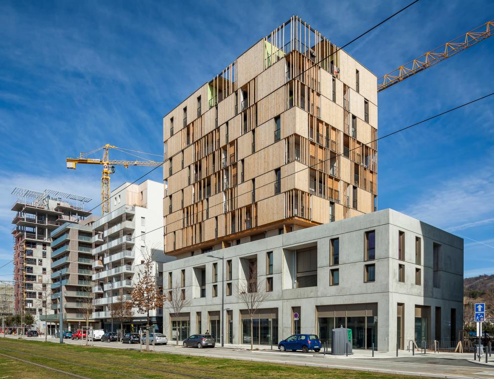 Le logement social participatif touche du bois