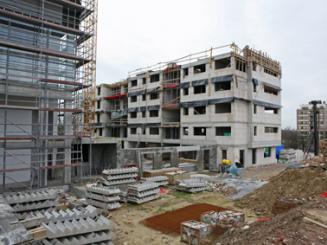 Logements: redressement en France, difficultés en Espagne