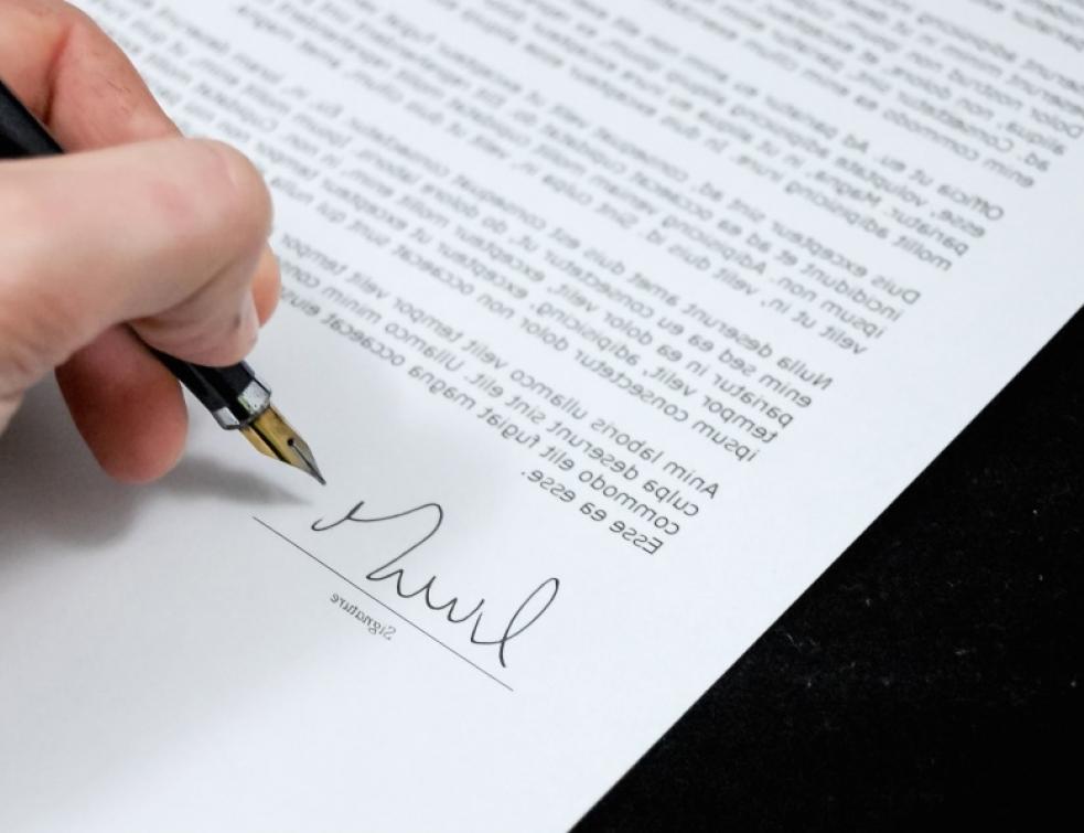 Dans un contrat, les sanctions légales sont toujours possibles