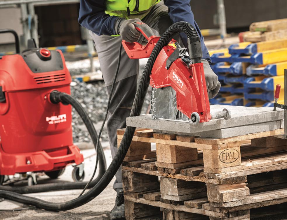 DCH 300-X: nouvelle tronçonneuse électrique pour une découpe à sec et à leau