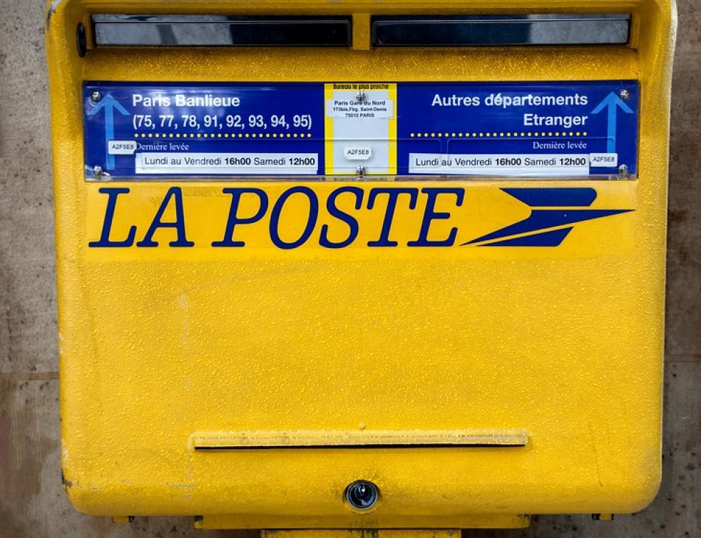 La Poste veut transformer des hôtels des postes en maisons de retraite