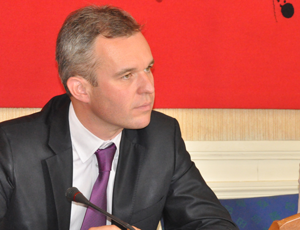 De Rugy défend la complémentarité entre les transitions énergétique et agricole