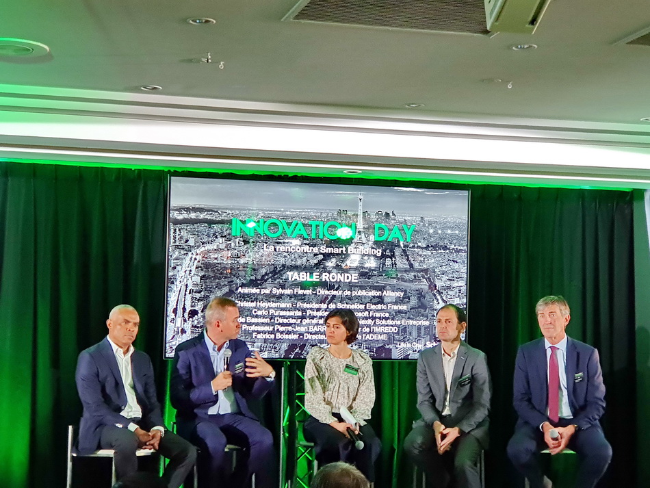 Smart building : les solutions de Schneider Electric vont au-delà des automates