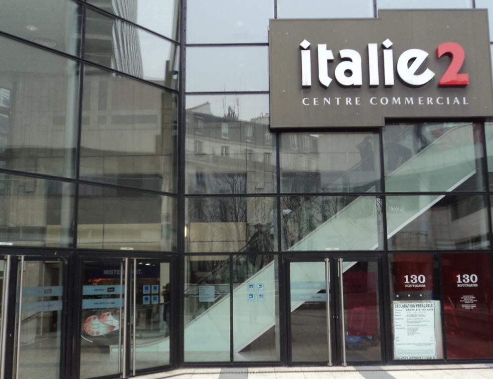 Un fonds d'Axa investit massivement dans des centres commerciaux parisiens