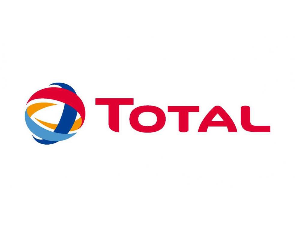 Total inaugure sa millième station-service à panneaux solaires