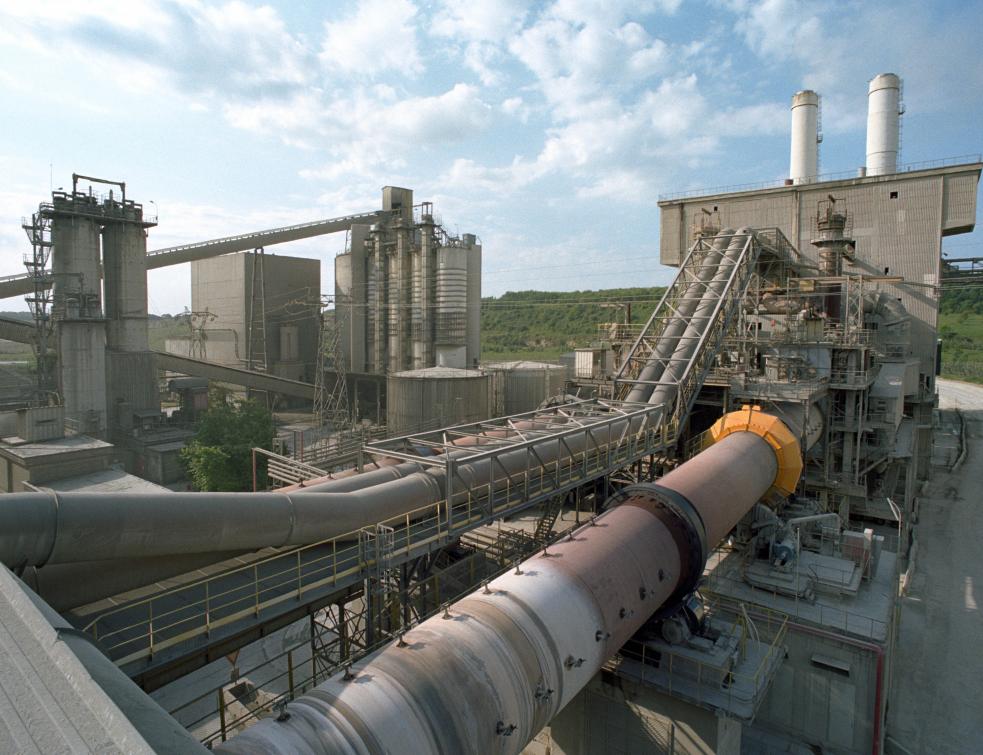 La cimenterie Ciment Calcia dAirvault fête ses 100 ans