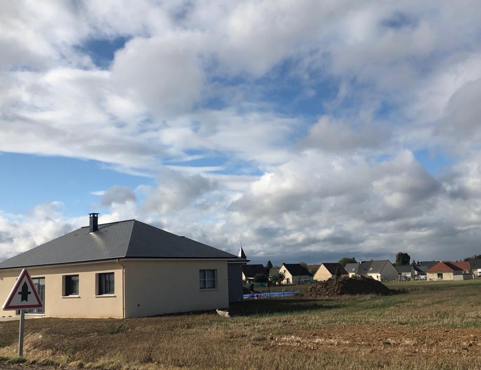 La construction de logements confirme sa baisse, même si elle s'atténue