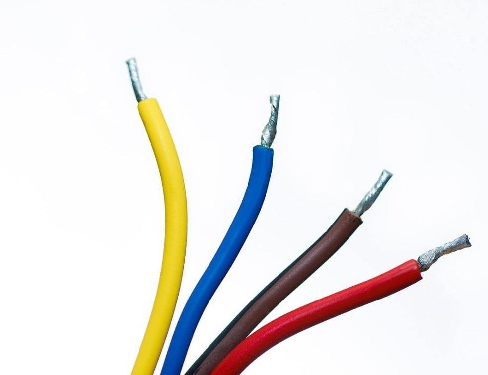 Focus sur linstallation électrique en apparent