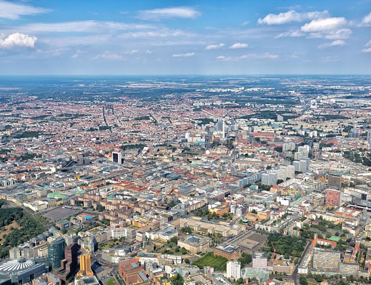 Airbnb: huit grandes villes européennes appellent l'UE à agir en urgence