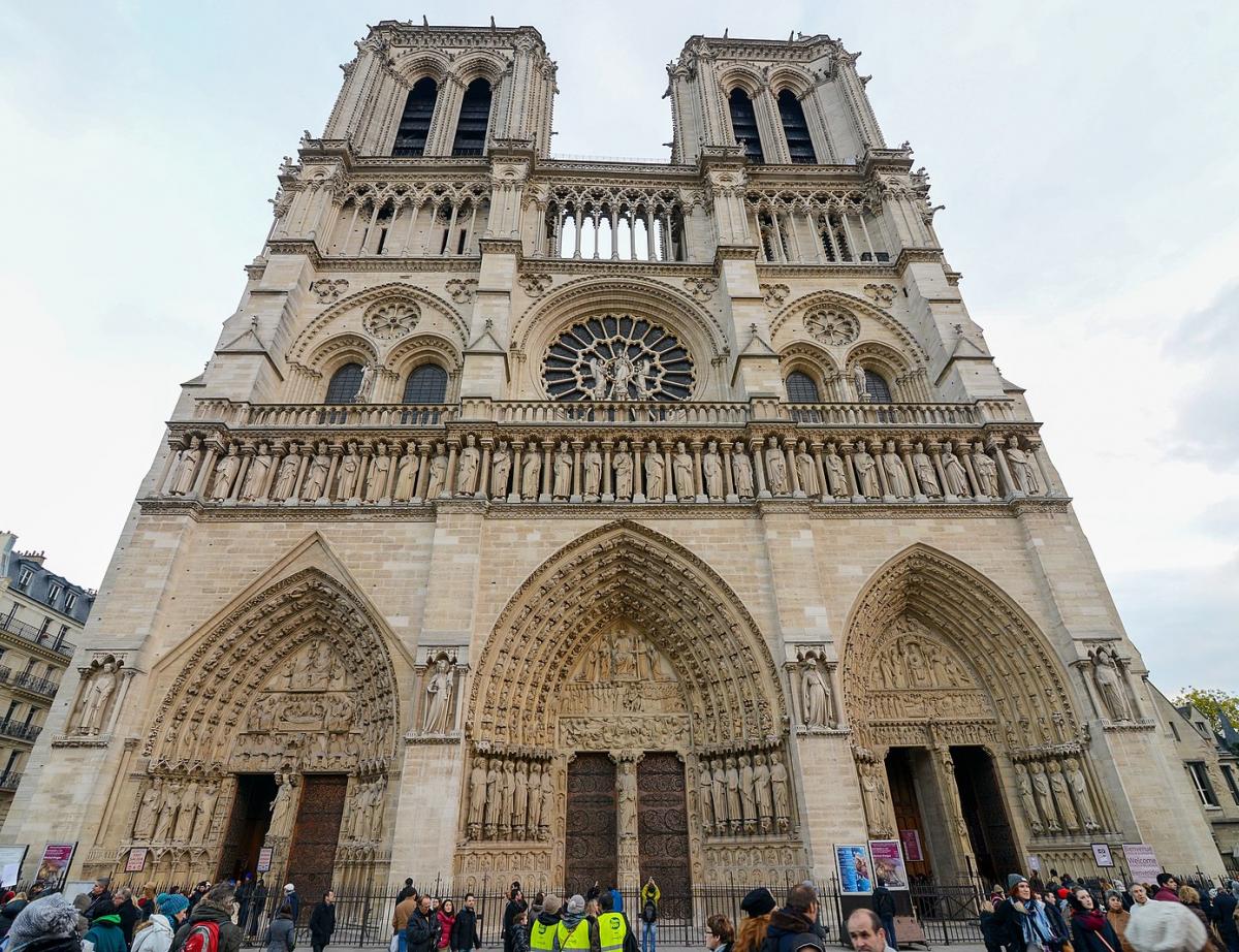 Notre-Dame: objectif d'une réouverture du parvis en mars